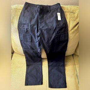 Straight Oxford Cargo Pants for Men
Color: Navy 
Size: 29 W 30 L
